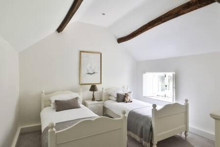 Two Rose Walk Cottage Cotswolds Moreton-in-Marsh Exterior photo
